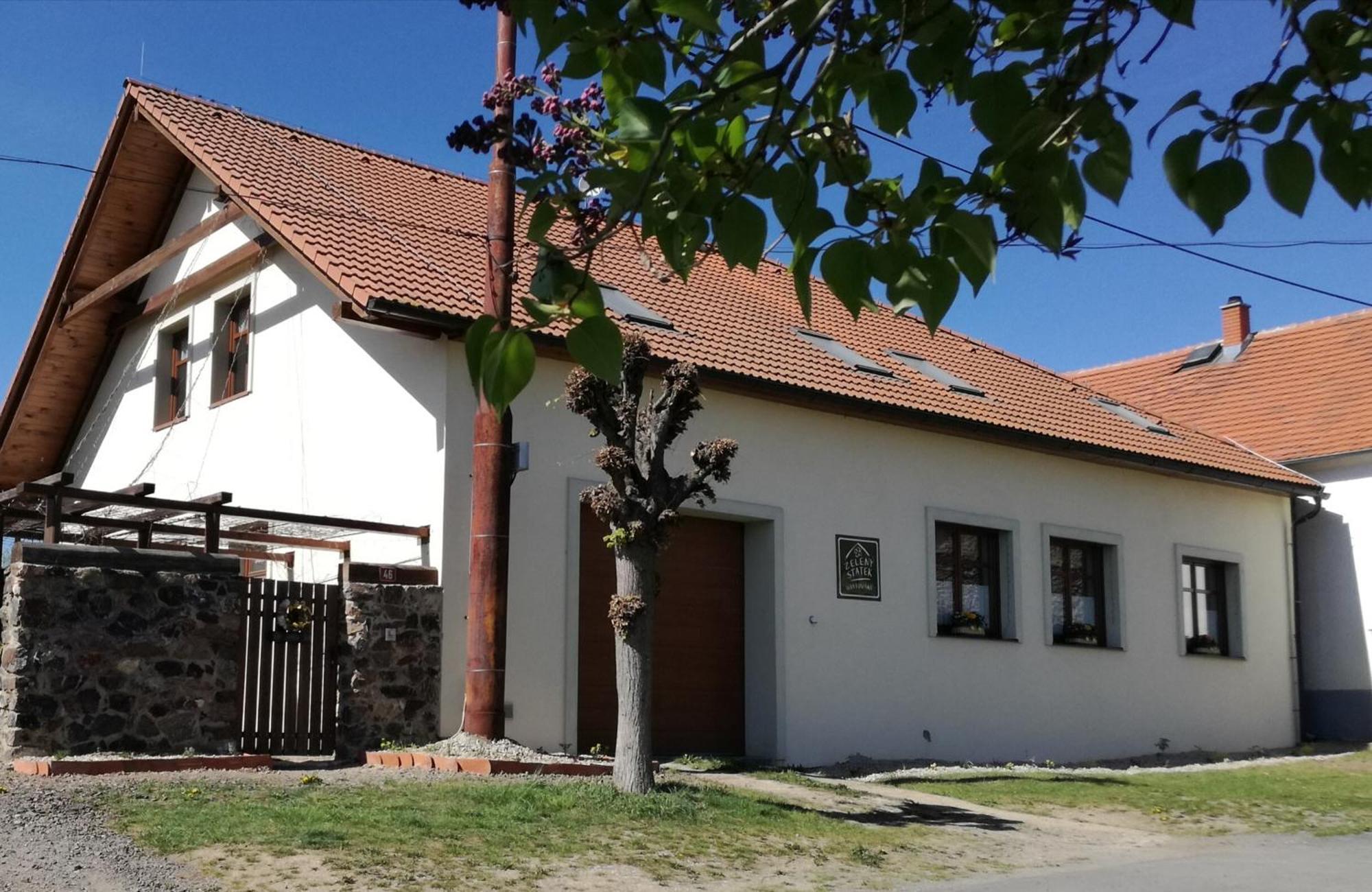 Apartamento Zeleny Statek Bzova Exterior foto