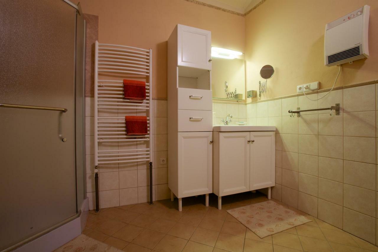 Apartamento Zeleny Statek Bzova Exterior foto