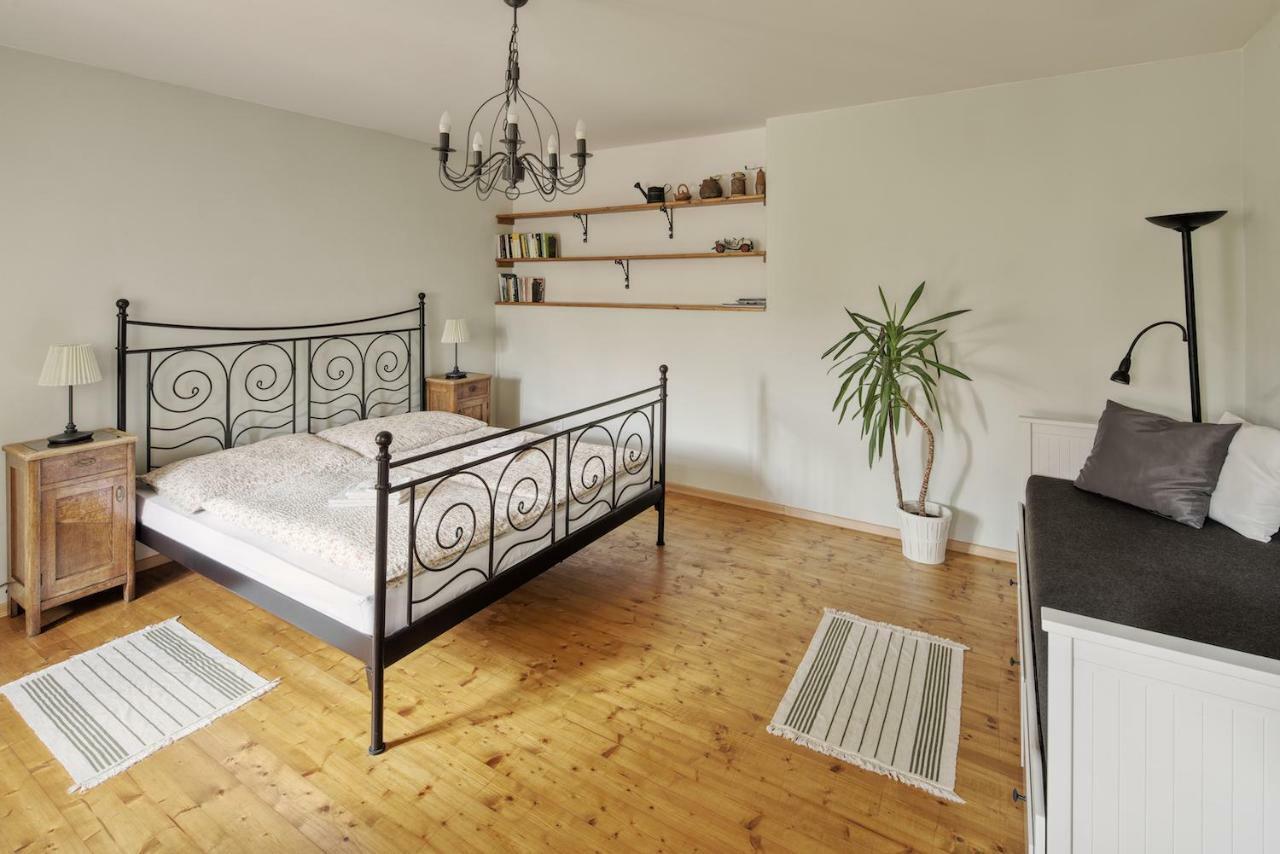 Apartamento Zeleny Statek Bzova Exterior foto